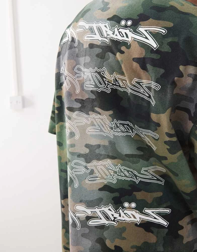 COLLUSION COLLUSION relaxed graffiti graphic t-shirt in camo print 3