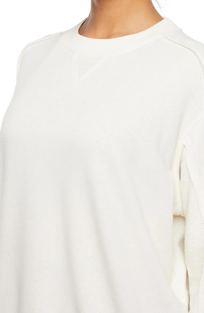 BALANCE COLLECTION Natalie Sweatshirt 3