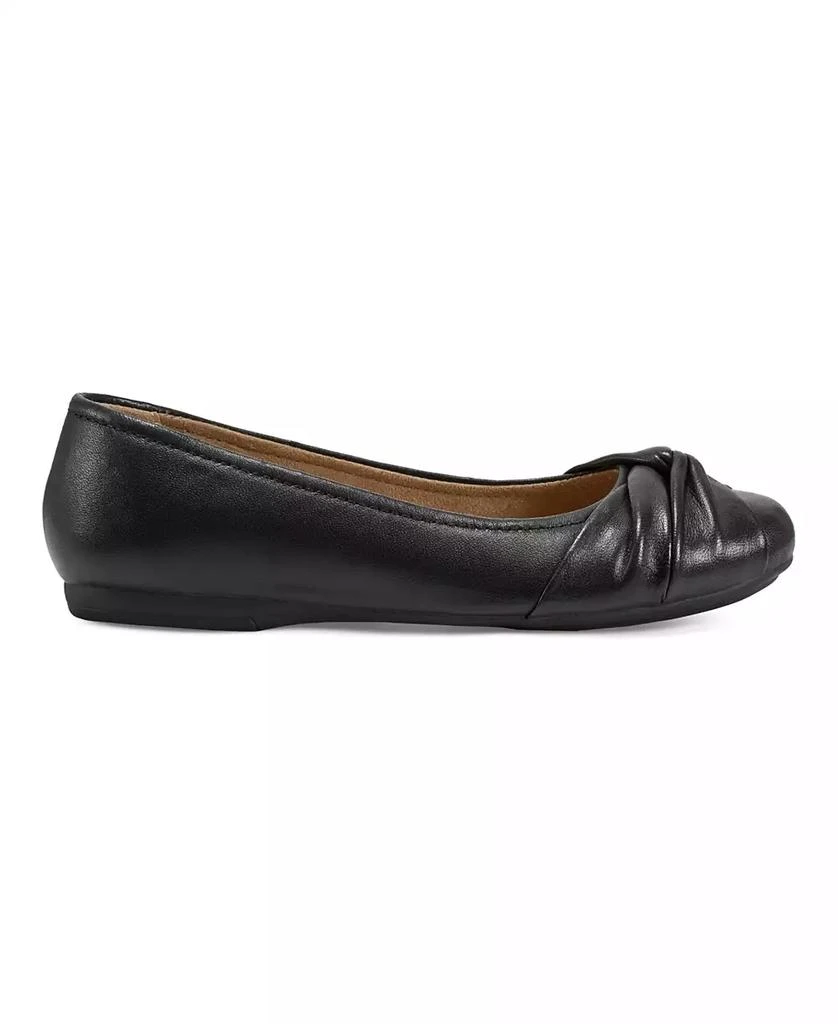 Earth Women's Jacci Lightweight Round Toe Slip-on Dress Flats 2