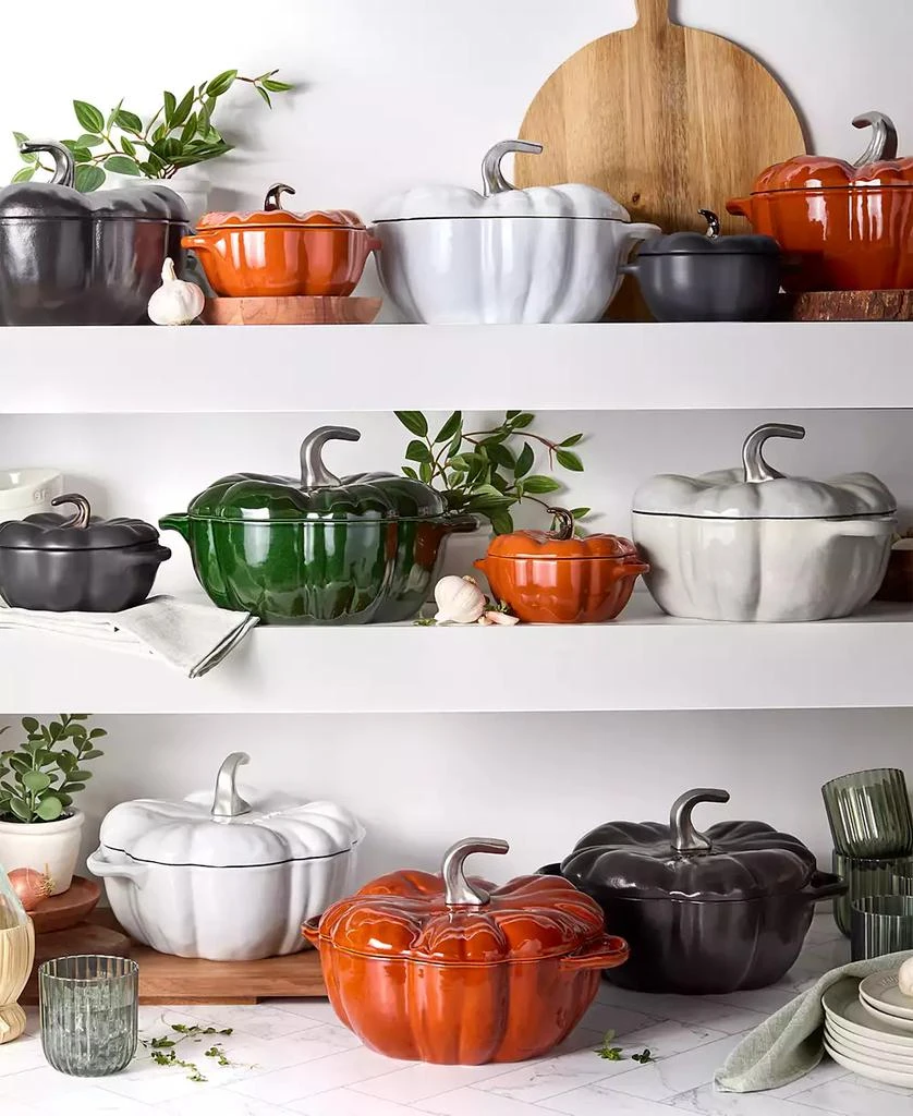 Staub Enameled Cast Iron 3.5-Qt Pumpkin Dutch Oven 7