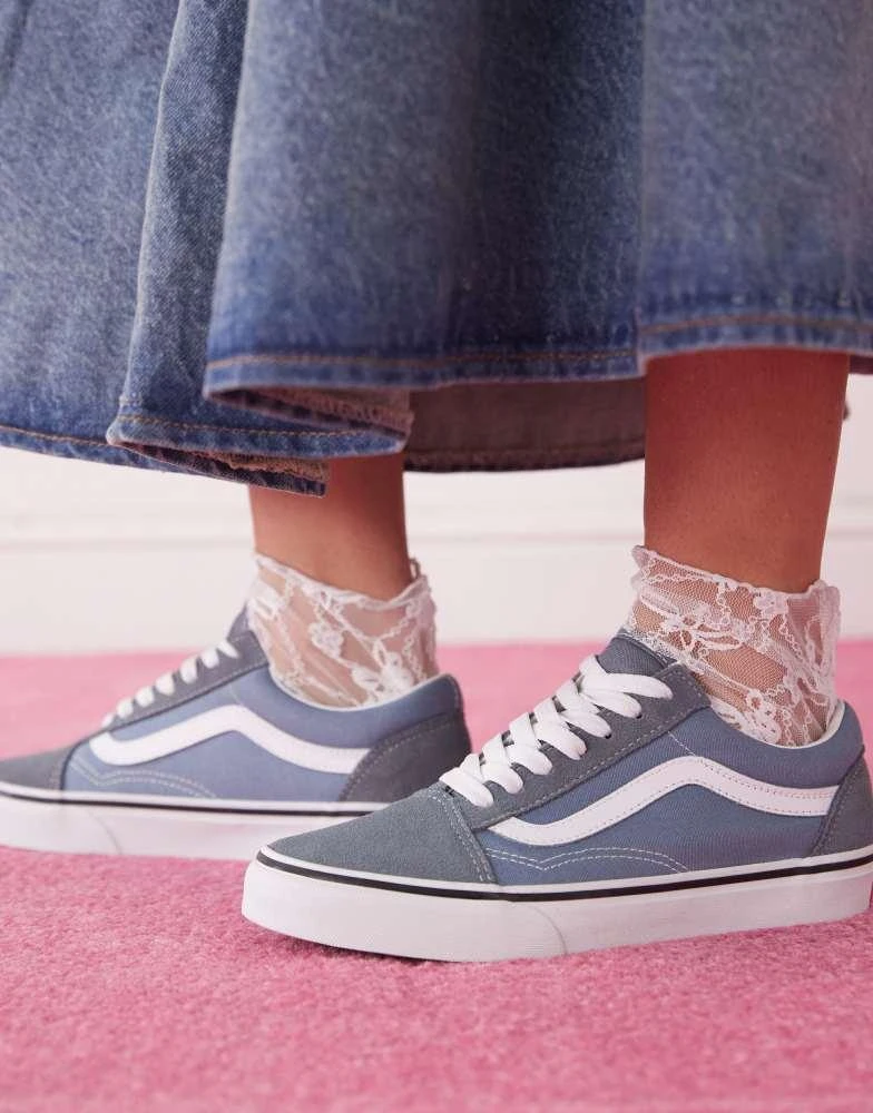 Shop Vans Old skool trainers in stormy weather on Sale at