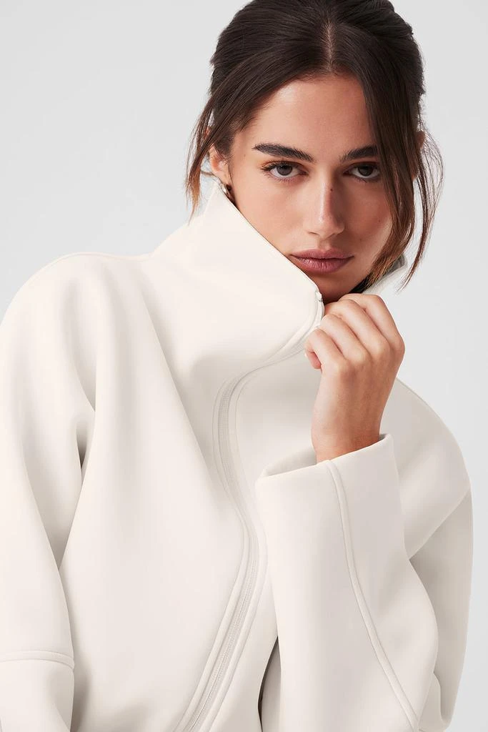 Alo Technical Form Jacket - Ivory 4