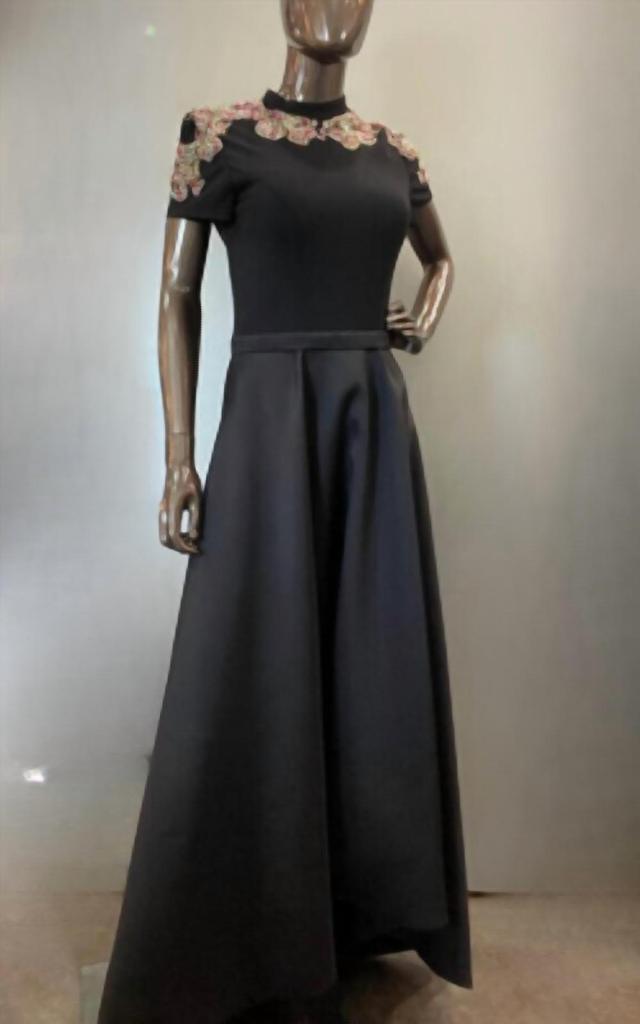 Ieena for Mac Duggal Ieena For Mac Duggal Short Sleeve Hi Low Dress In Black