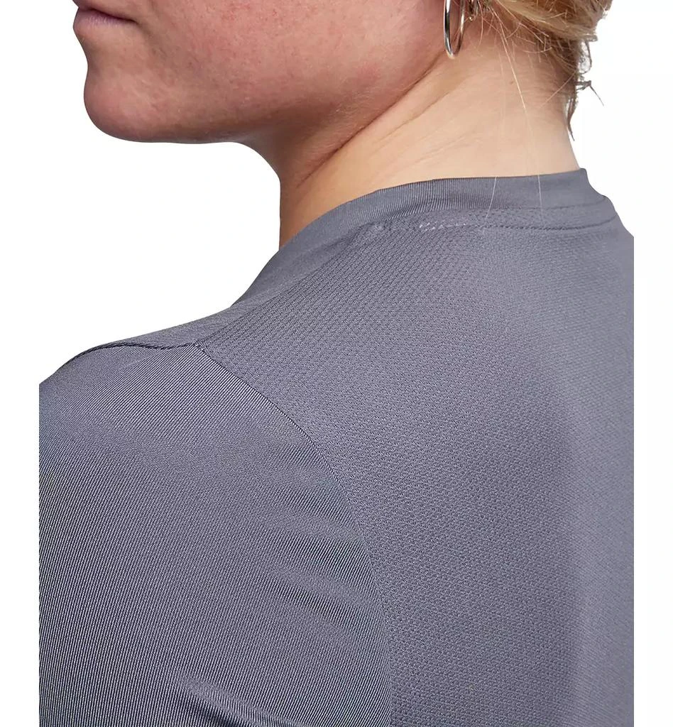Reebok Women's Speedwick Slim Fit Crew Neck T-Shirt 4