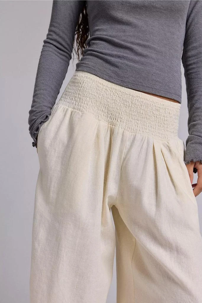 Kimchi Blue Kimchi Blue Caroline Smocked Wide Leg Linen-Blend Pant 5