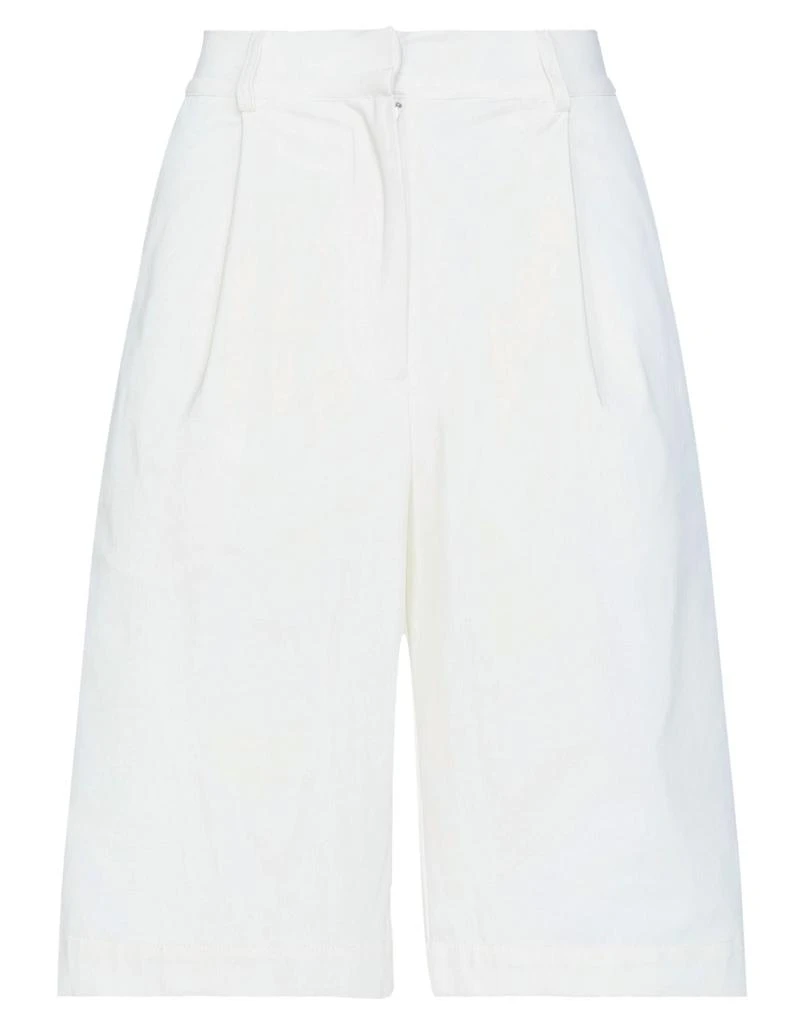 Esse Studios Shorts & Bermuda 1