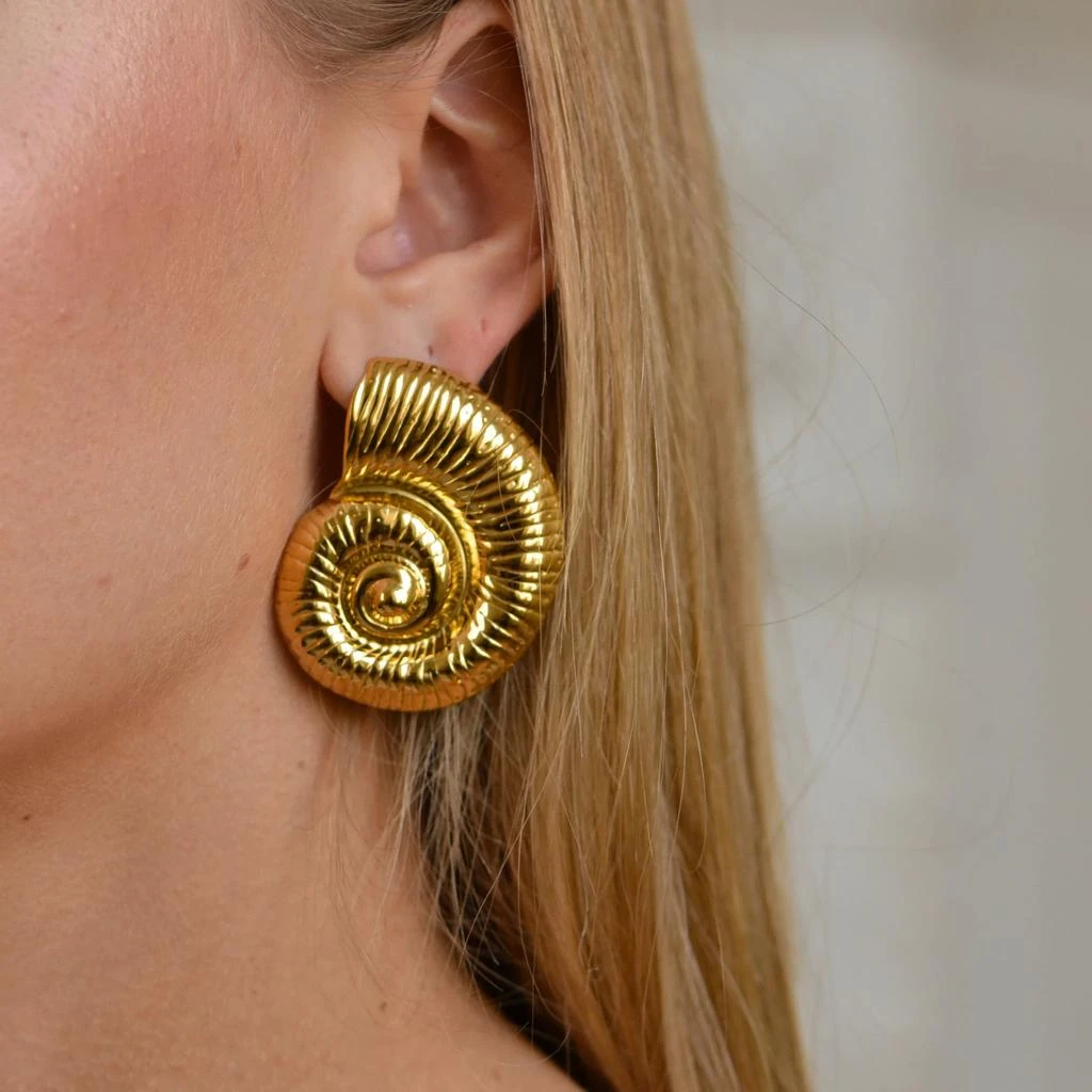 Too Romantic Jewelry Boucles D
Oreilles Luma 6