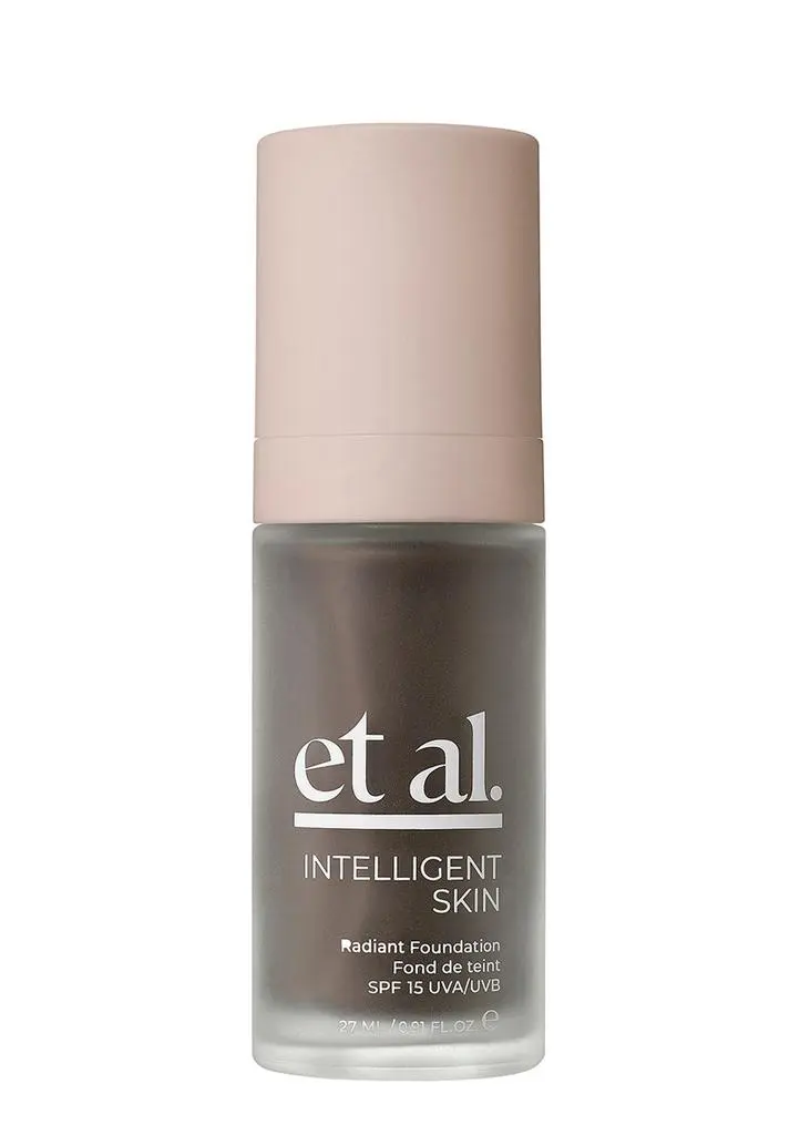 ET AL. Intelligent Skin Radiant Foundation SPF15 27ml