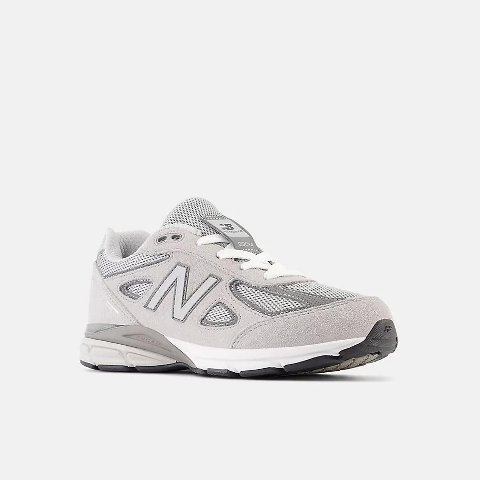 New Balance 990v4 2