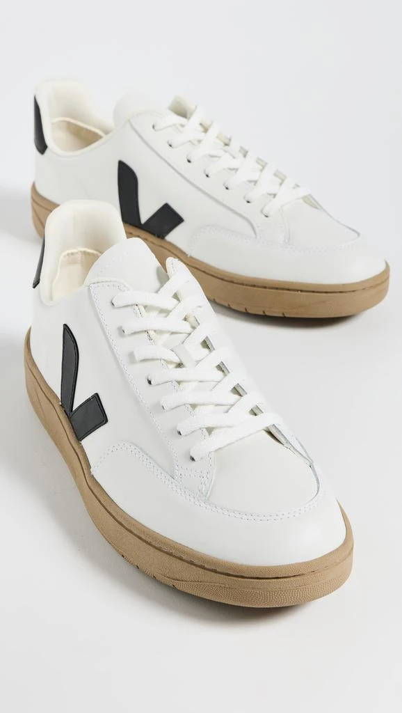Veja V-12 Sneakers 3