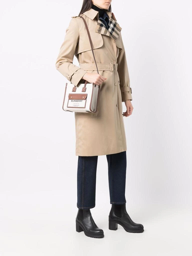 Burberry Women's Bags.. 5