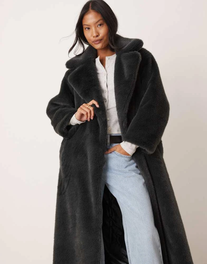 ASOS ASOS DESIGN Petite longline belted faux fur coat in forest green 2