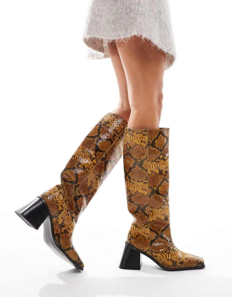 ロングブーツ Dries Van Noten FW21 HIGH BOOTS (WW212205_117102) Black Leather Wedge Tall Boots by Dries Van Noten on Sale
