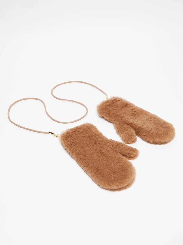 Max Mara Mittens in teddy fabric 2