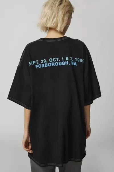 Urban Outfitters Rolling Stones Foxborough Oversized Tee 4