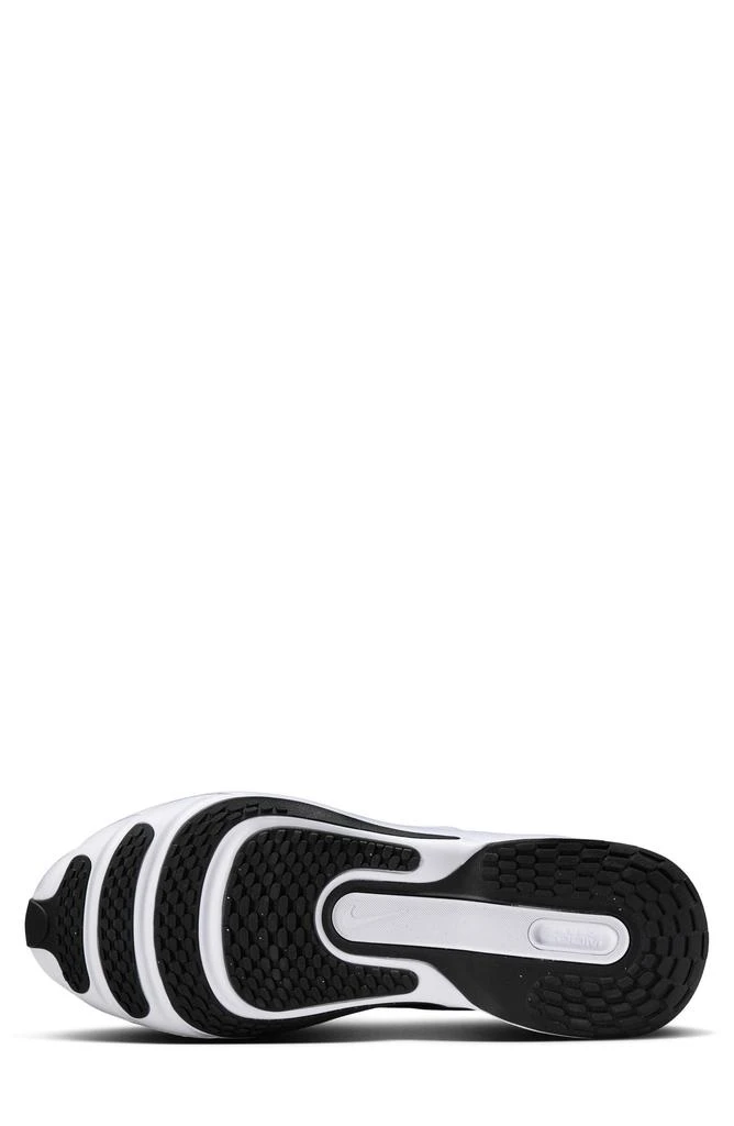 NIKE Air Zoom Upturn SC Sneaker 5