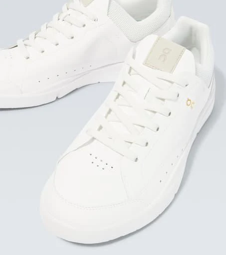 On The Roger Centre Court sneakers 3