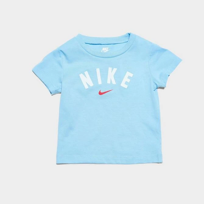 NIKE Infant Nike T-Shirt and Shorts Set 2