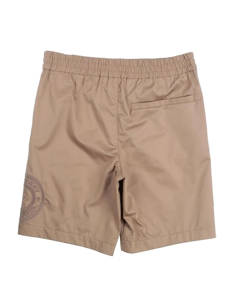 Burberry Shorts 
Bermuda 2
