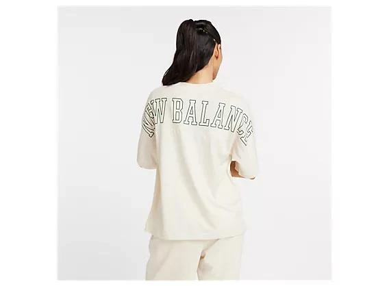 New Balance Graphic Oversized Jersey T-Shirt 2