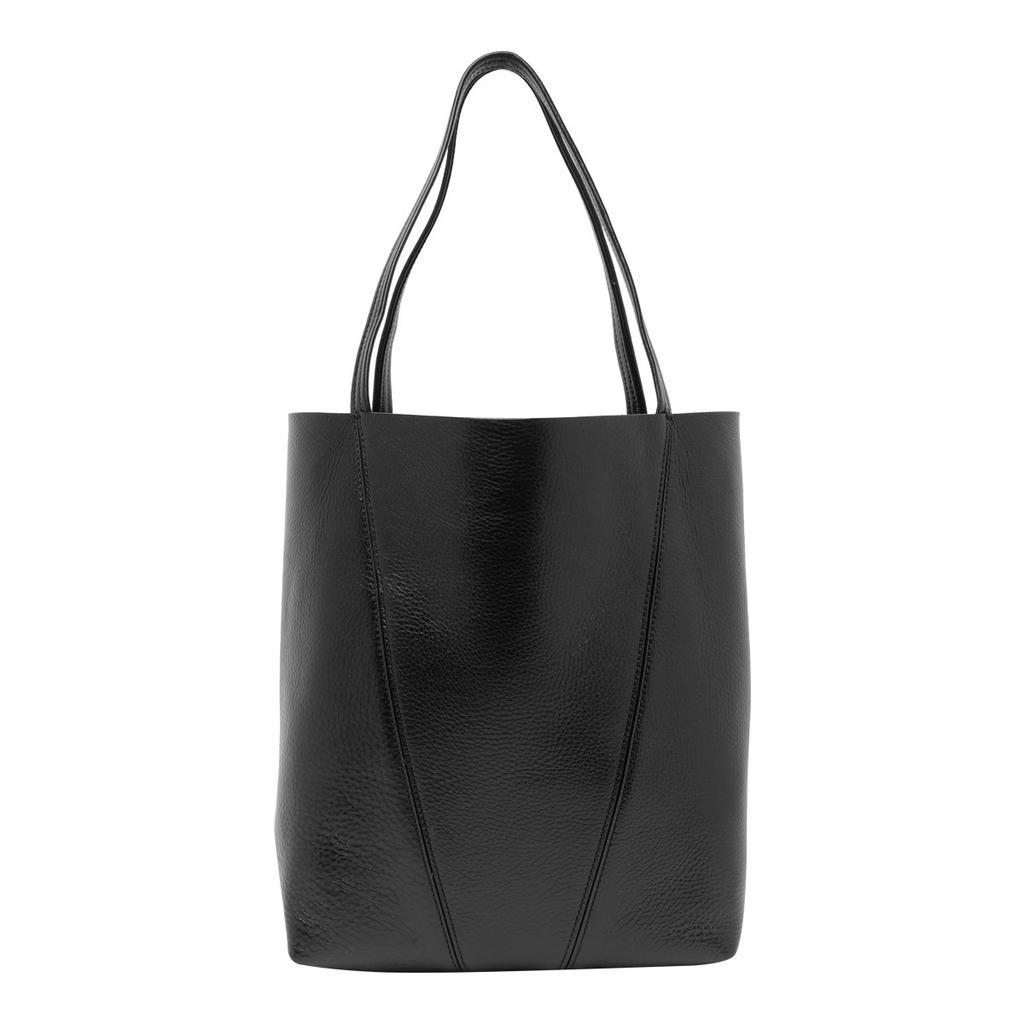 Chloé Chloé Spin Charm Detailed Tote Bag