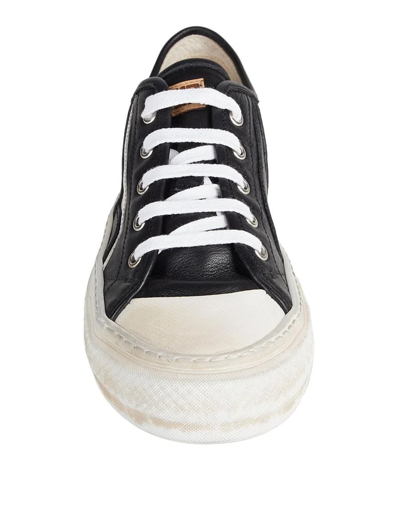 MOMA Sneakers 4