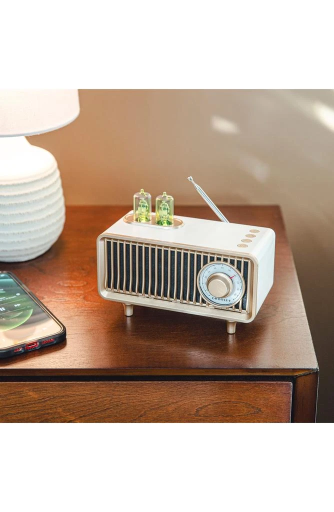 Crosley Milton Radio 9