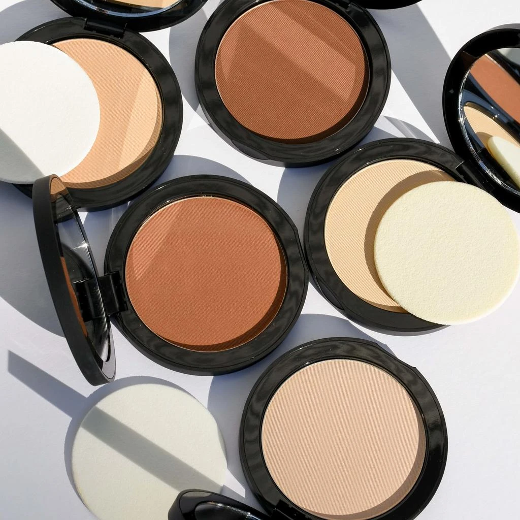 Glo Skin Beauty Glo Skin Beauty Pressed Base Powder Foundation 4
