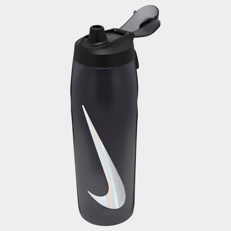 NIKE Nike 32oz Refuel Locking Lid Squeeze Water Bottle 1