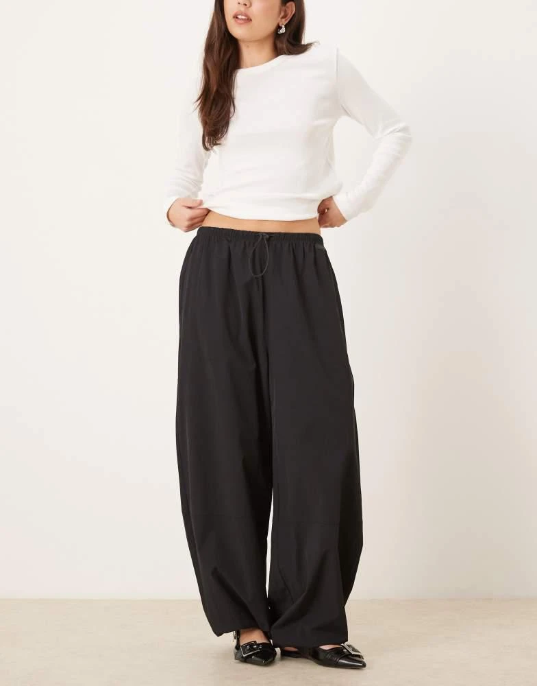 Calvin Klein Calvin Klein Jeans parachute pants in black