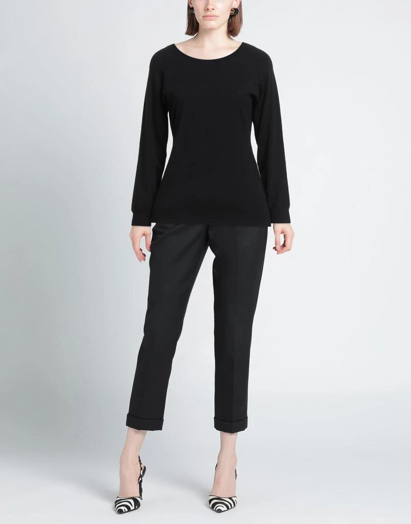 NO-NÀ Sweater 2
