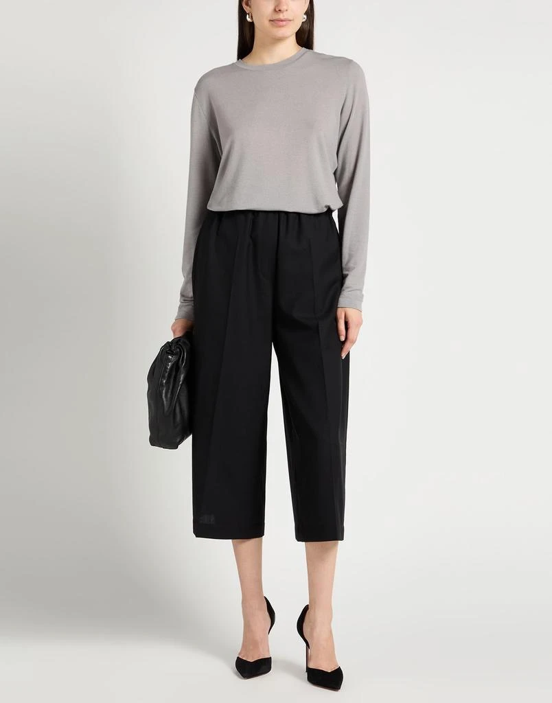 WINDSOR. Basic T-shirt 2