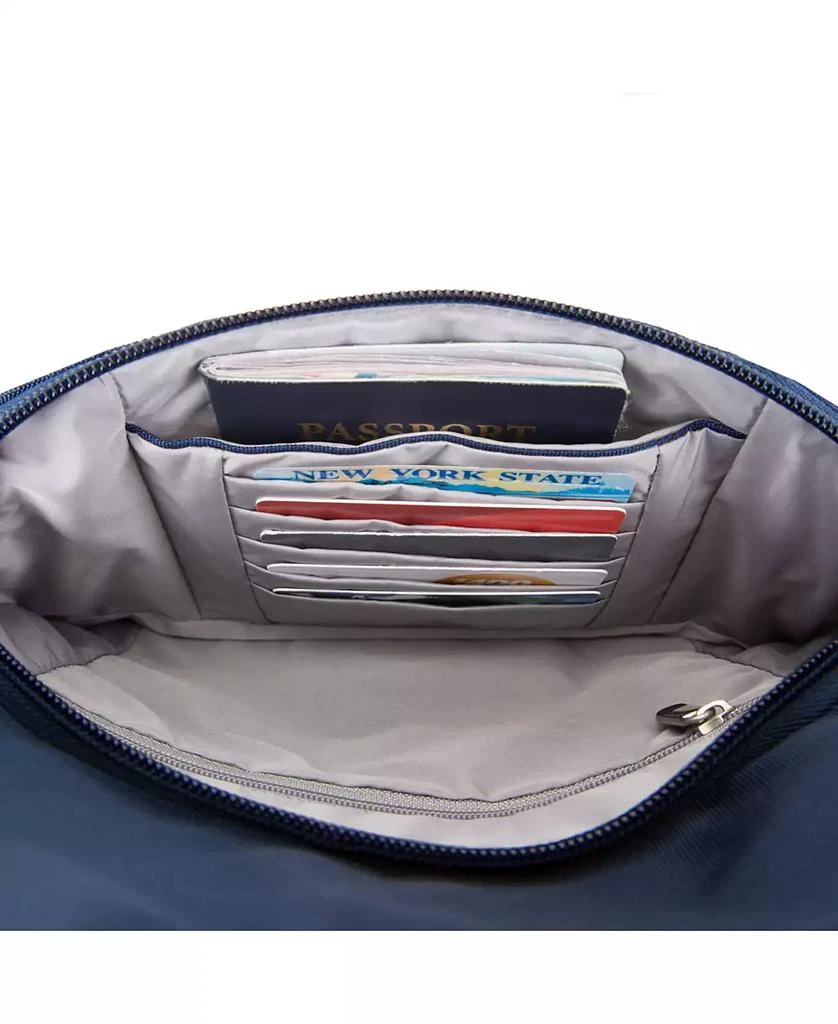 Travelon Anti-Theft Classic Essential Messenger 2