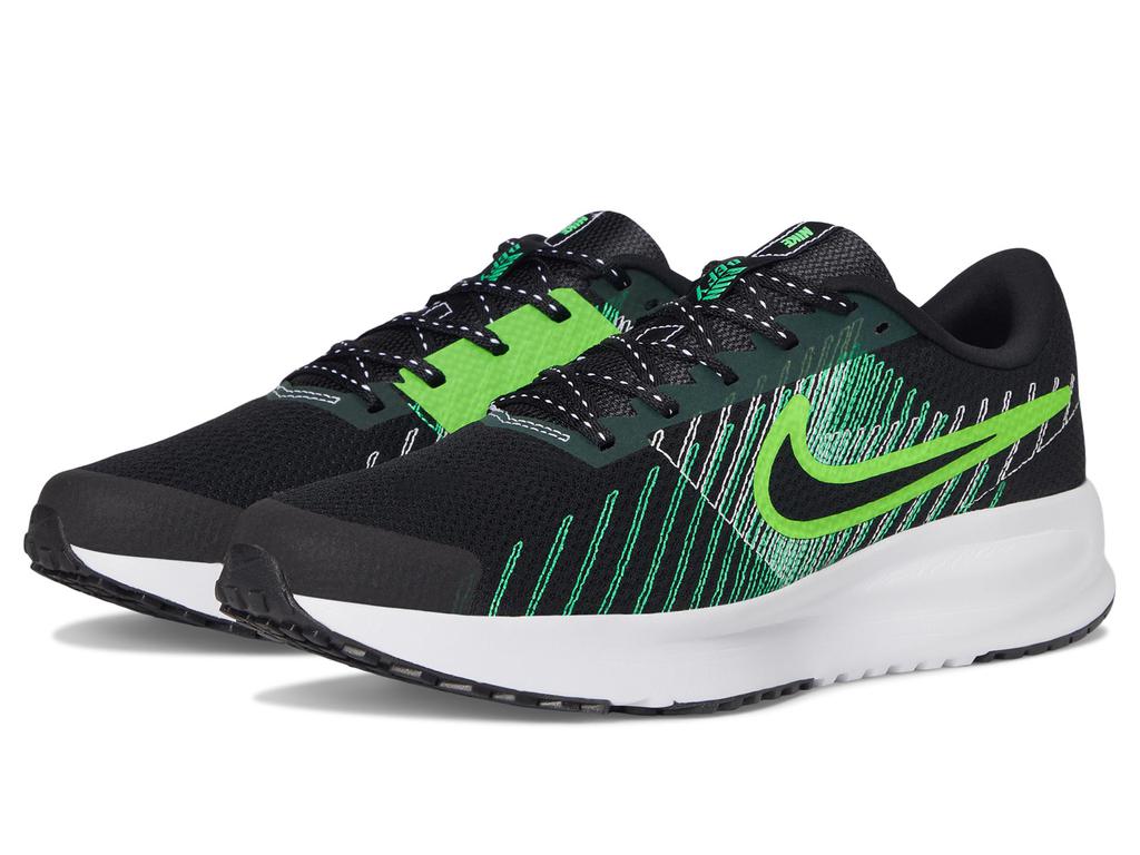 NIKE Defy