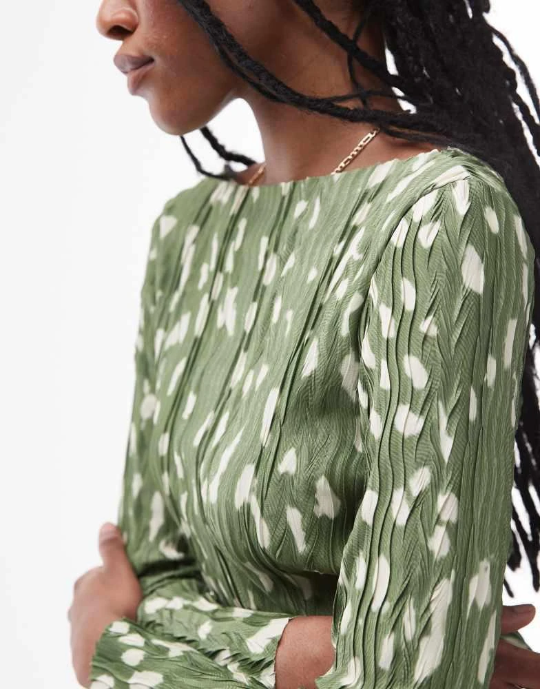 Topshop animal print long sleeve plisse mini dress in green On Sale Now with Up to 10% Off | Discover Exclusive Deals & Savings at BeyondStyle Authentic Topshop Home|women with Topshop animal print long sleeve plisse mini dress in green On Sale Now with Up to 10% Off | Discover Exclusive Deals & Savings at BeyondStyle Authentic Topshop Home|women with