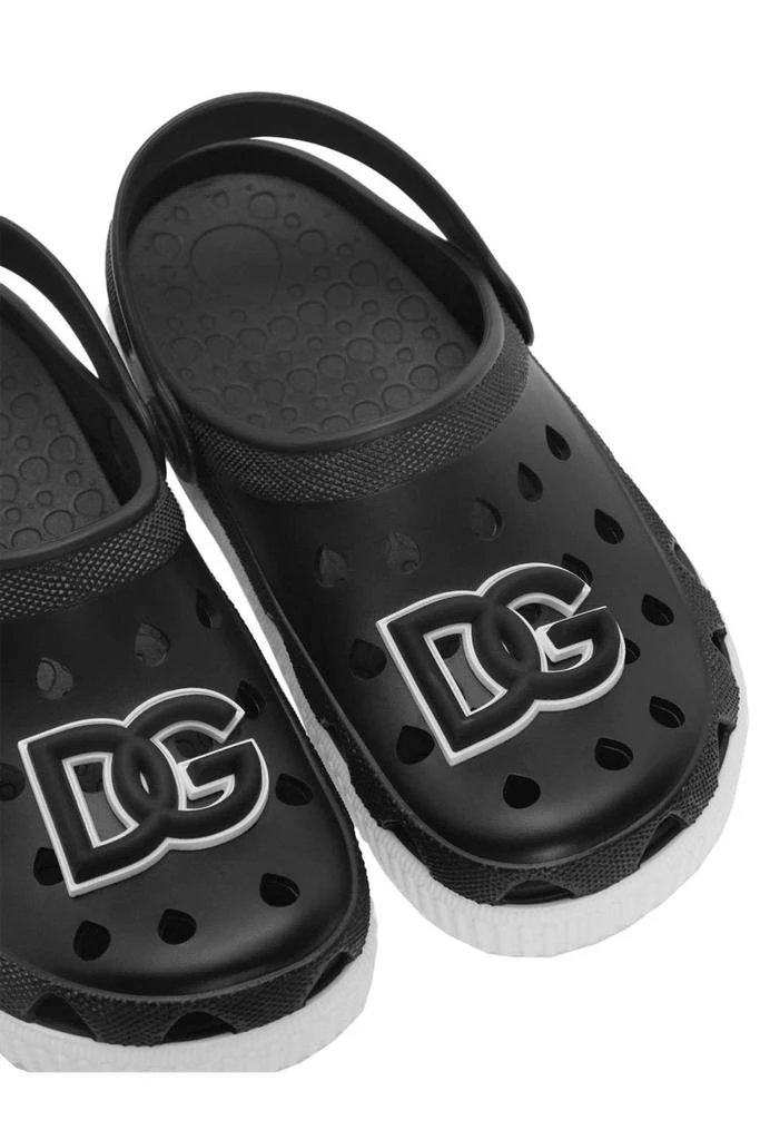 Dolce 
Gabbana Dolce 
Gabbana Kids Logo Strap Flat Sandals 4