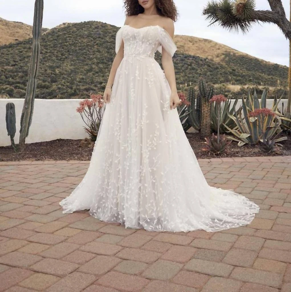 Casablanca Calico A-Line Off The Shoulder Sweetheart Gown In Nude/ivory