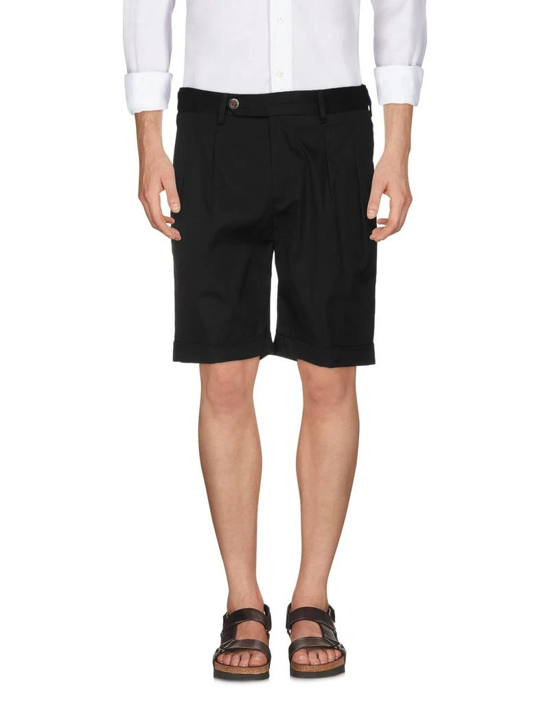 MANUEL RITZ Shorts & Bermuda 2