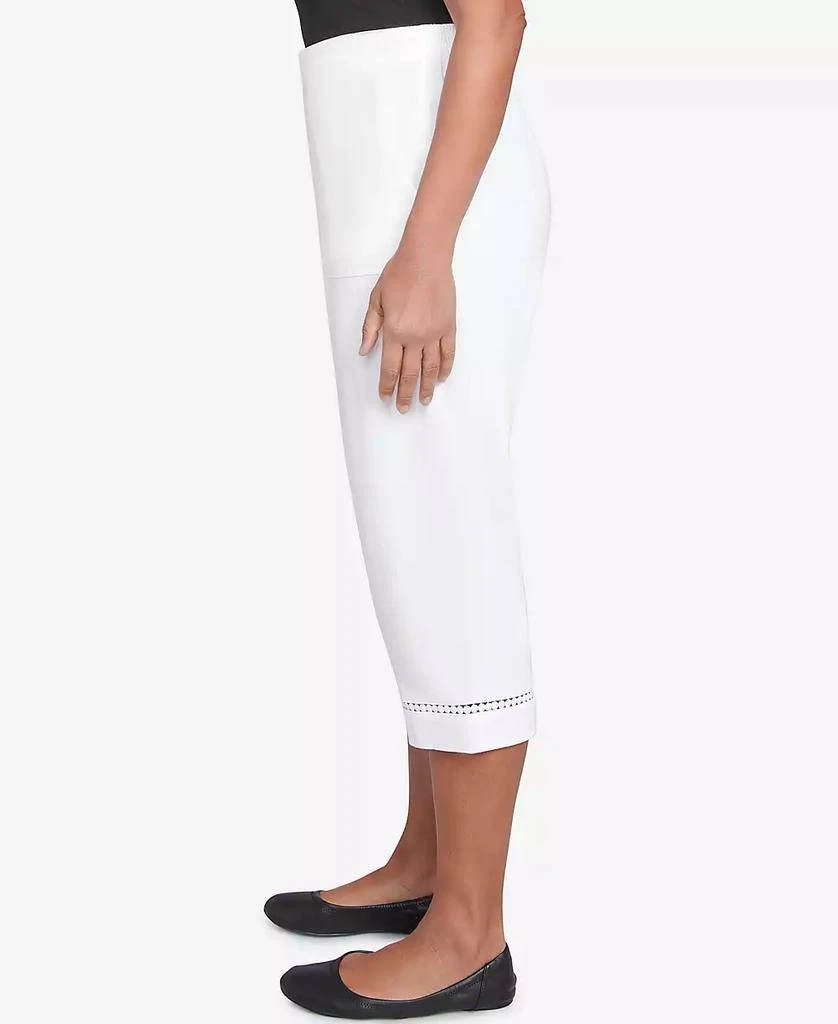 Alfred Dunner Petite Rise & Shine Lace Dotted Trim Capri Pants 4