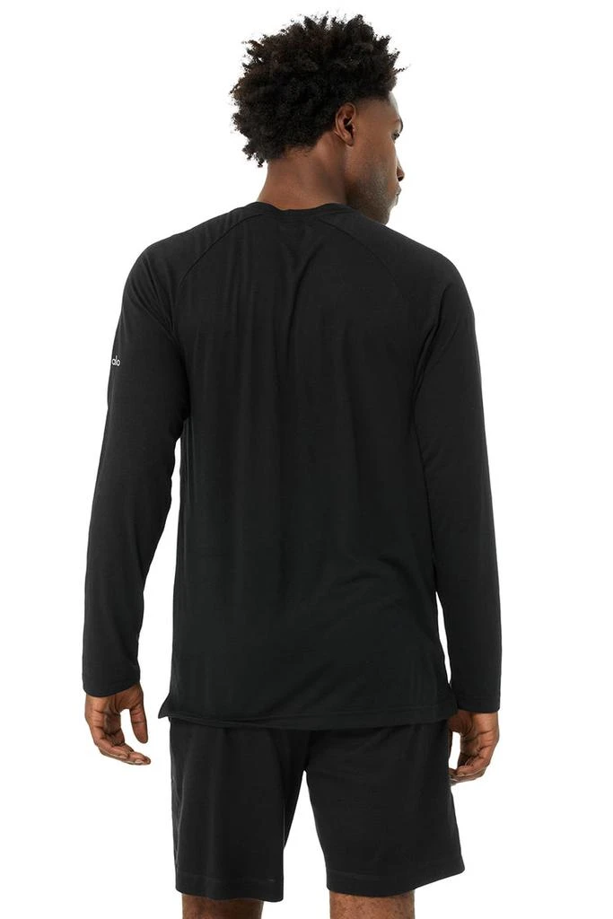 Alo Triumph Long Sleeve Tee - Athletic Heather Grey 2