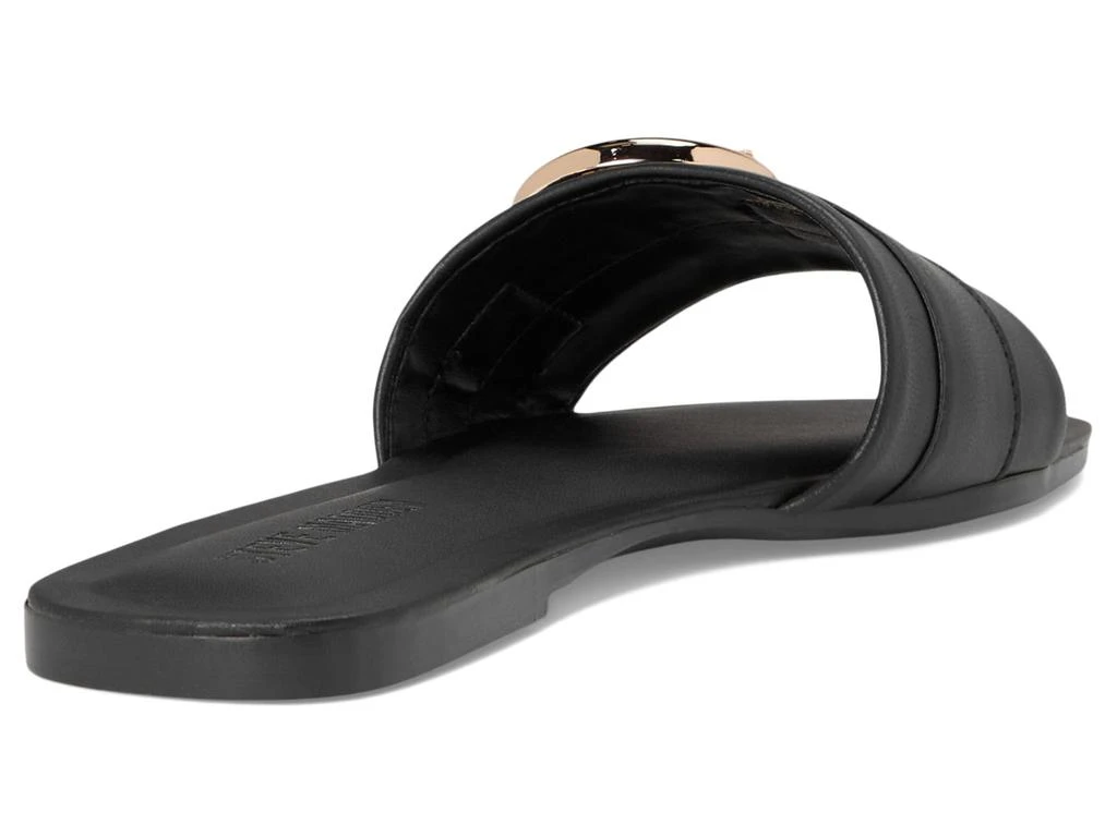 Steve Madden Reef 5