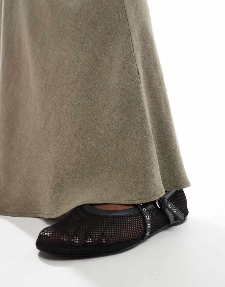 Miss Selfridge Miss Selfridge linen blend bias maxi skirt in khaki 4