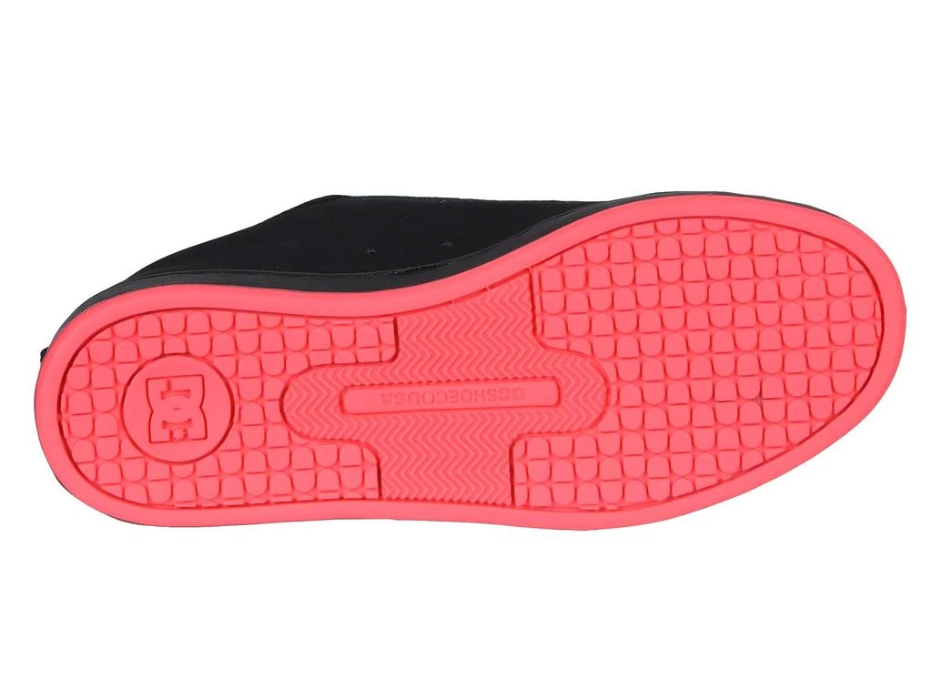 DC Court Graffik W 3