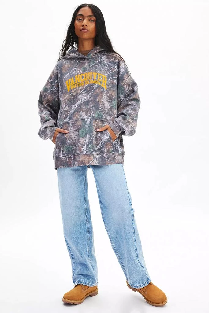 Urban Outfitters Vancouver Graphic Woodland Camo Hoodie Sweatshirt 3