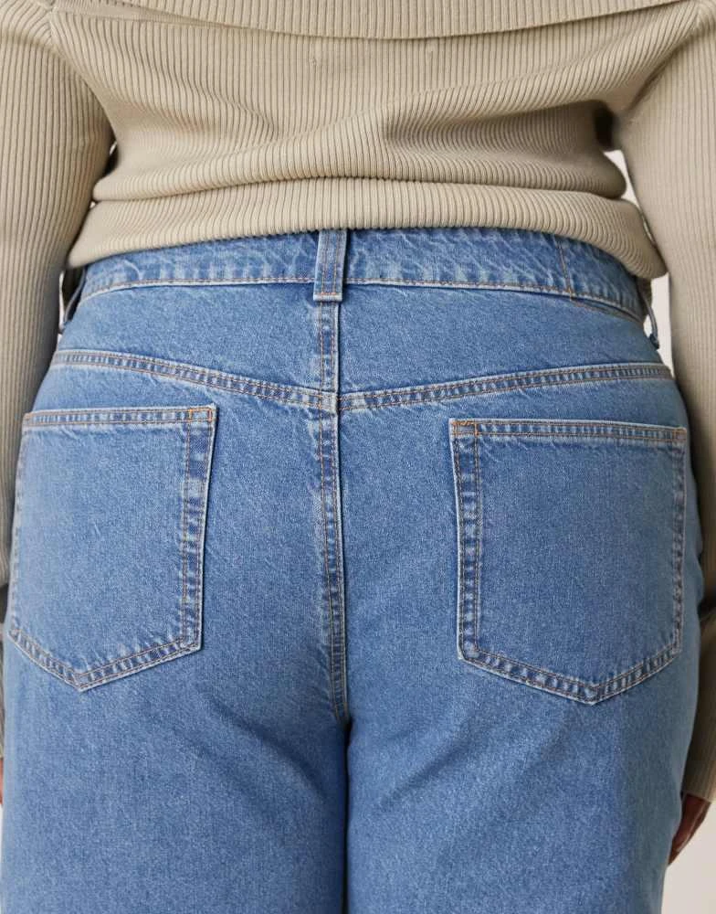 ASOS ASOS DESIGN Curve wide leg dad jeans in clean blue 3