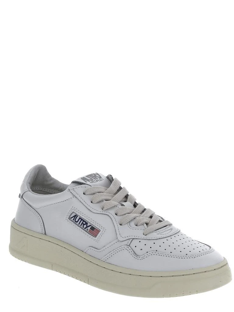 Autry Medalist Low Sneakers 2