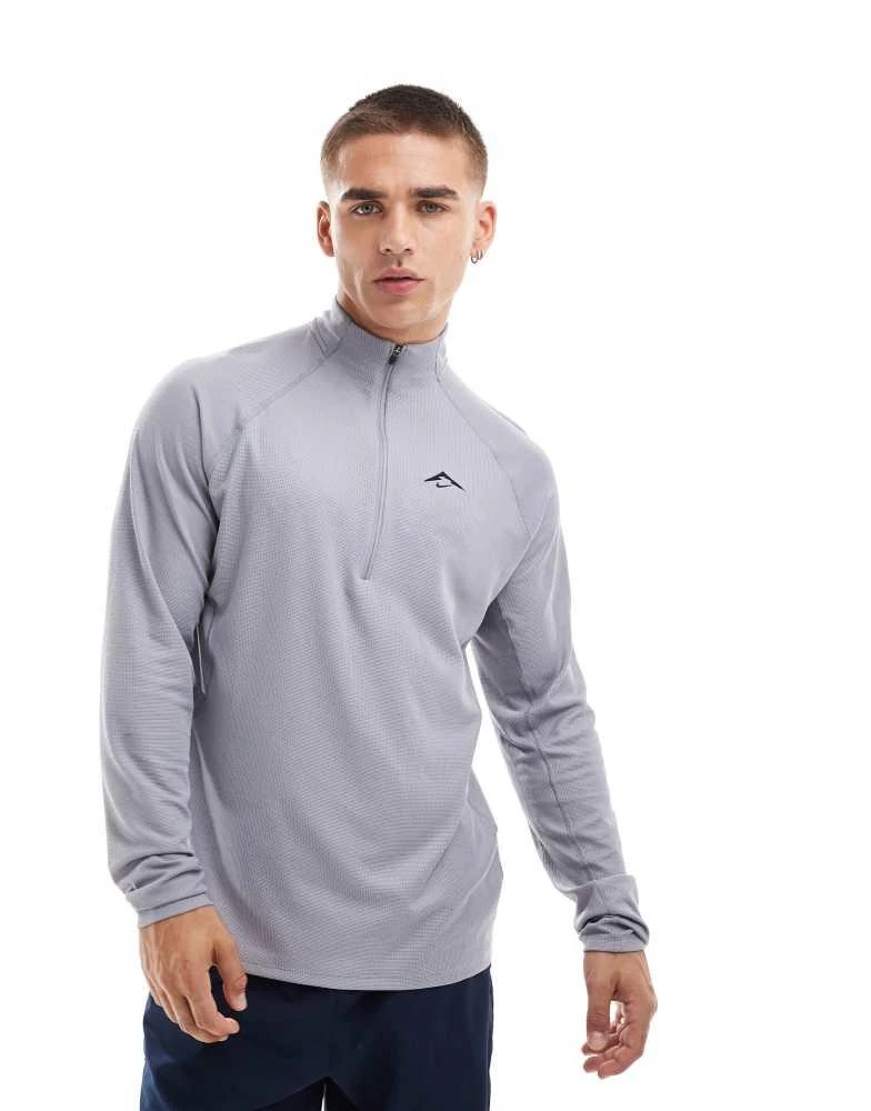 NIKE Nike Running Trail 1/4 zip sweatshirt in grey 1