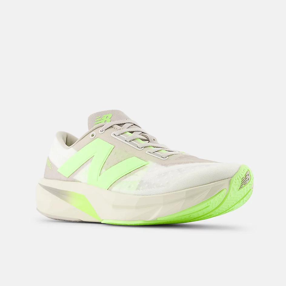New Balance FuelCell Rebel v4