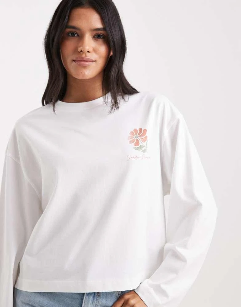 Miss Selfridge Miss Selfridge long sleeve skater tee with graphic 4