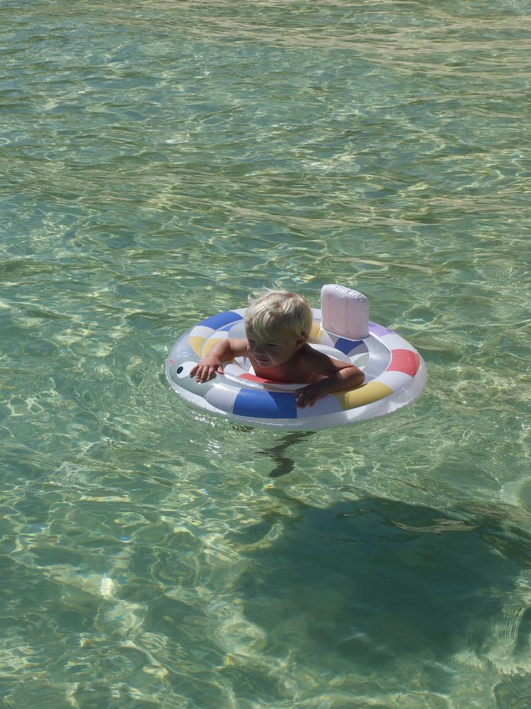 Sunnylife Baby Into the Wild Seat Float in Multicolour (70cm)